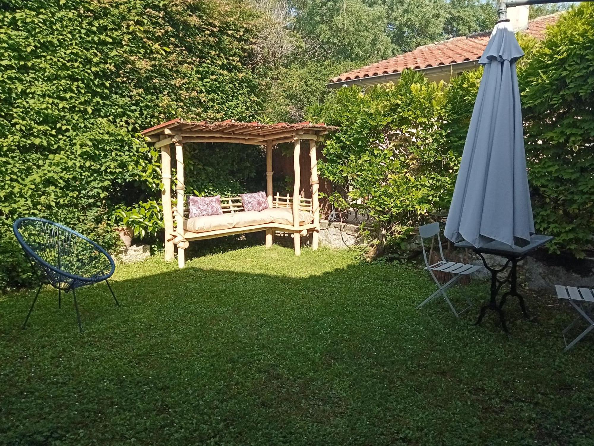 Maison En Pierre Restauree Avec Jardin Auch Ngoại thất bức ảnh